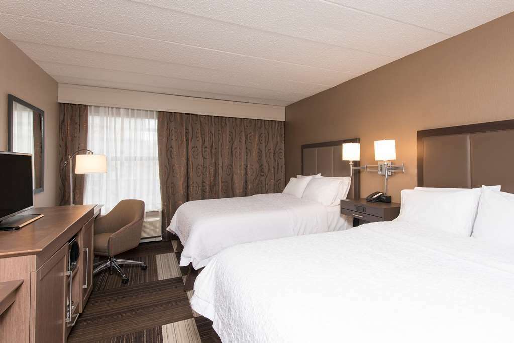 Hampton Inn Charlotte University Place Room photo